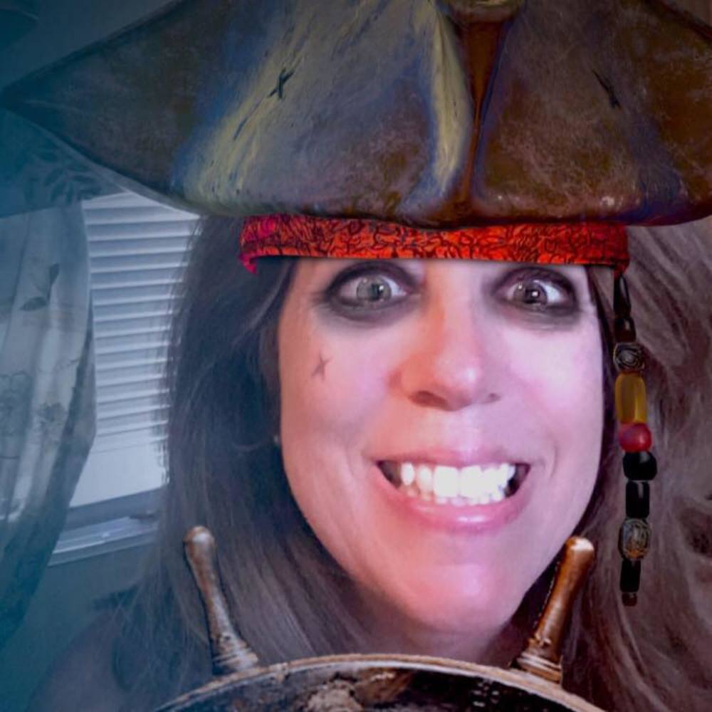 Meet your Posher, Stefanie